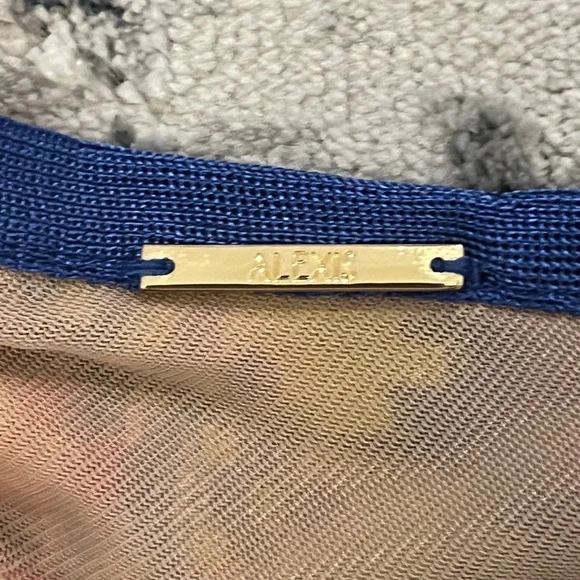 Alexis Devon One-Shoulder Chevron Knit Mini Dress size Small - Picture 8 of 14